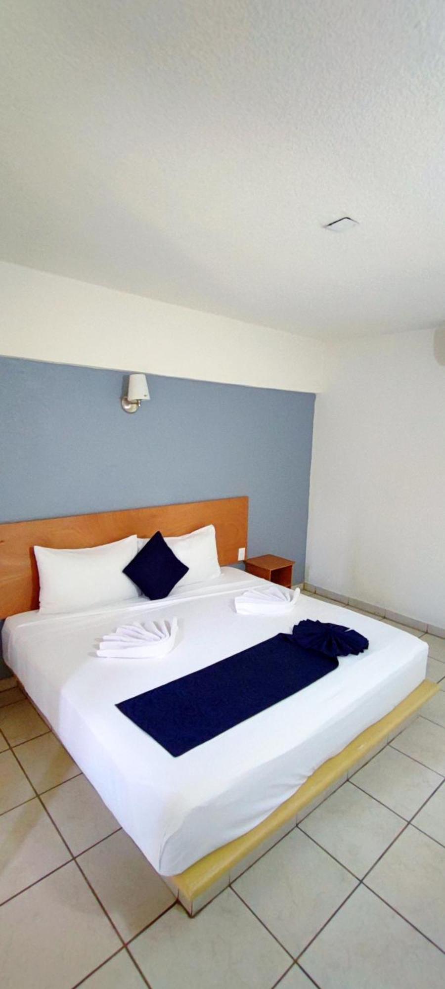 Am Amakal Hotel & Park Санта-Крус-Хуатулко Экстерьер фото