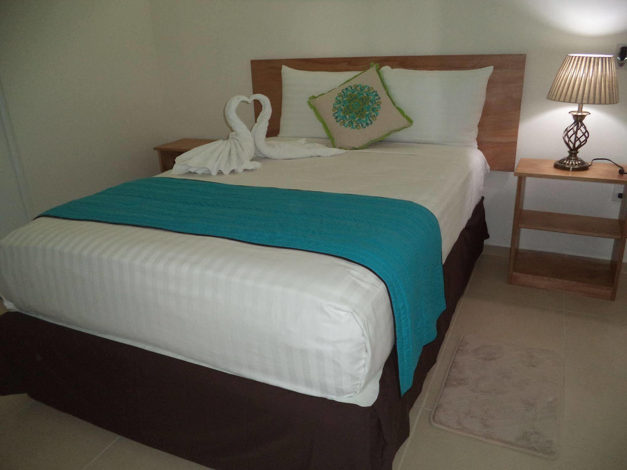 Am Amakal Hotel & Park Санта-Крус-Хуатулко Экстерьер фото